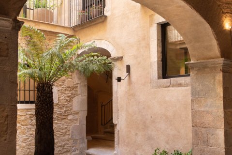 Снять в аренду квартиру в Барселона, Испания с 4 комнаты, № 1567 - фото 12