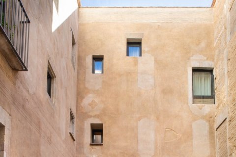 Снять в аренду квартиру в Барселона, Испания с 4 комнаты, № 1567 - фото 14