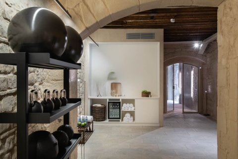 Снять в аренду квартиру в Барселона, Испания с 4 комнаты, № 1567 - фото 11