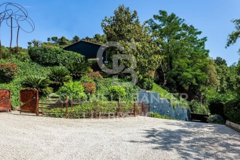 6 bedrooms house for sale in Barcelona, Catalonia, Spain № 6086 - photo 3