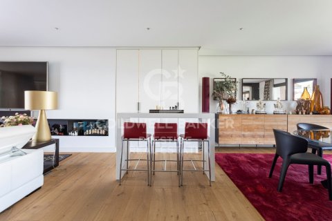 3 bedrooms apartment for sale in Barcelona, Catalonia, Spain № 6090 - photo 13