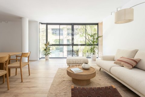 3 bedrooms apartment for sale in Barcelona, Catalonia, Spain № 6091 - photo 2