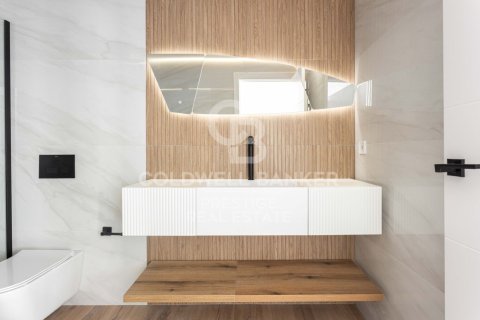 3 bedrooms apartment for sale in Barcelona, Catalonia, Spain № 6091 - photo 20