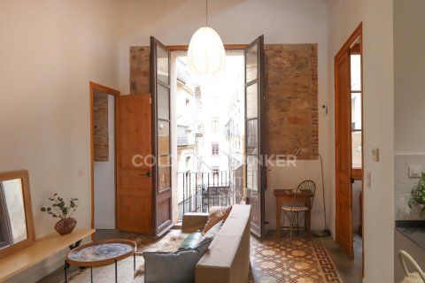 2 bedrooms apartment for sale in Barcelona, Catalonia, Spain № 6087 - photo 6