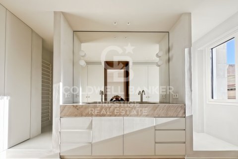 4 bedrooms apartment for sale in Barcelona, Catalonia, Spain № 6088 - photo 21