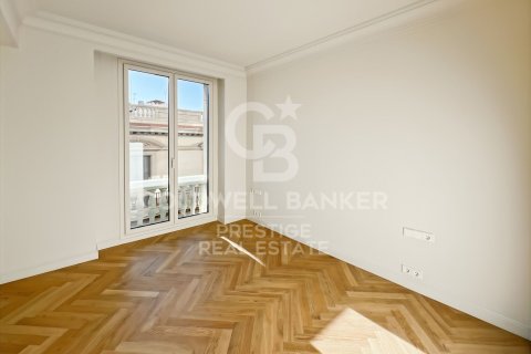 4 bedrooms apartment for sale in Barcelona, Catalonia, Spain № 6088 - photo 17