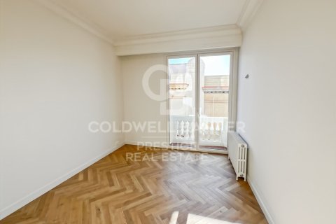 4 bedrooms apartment for sale in Barcelona, Catalonia, Spain № 6088 - photo 15