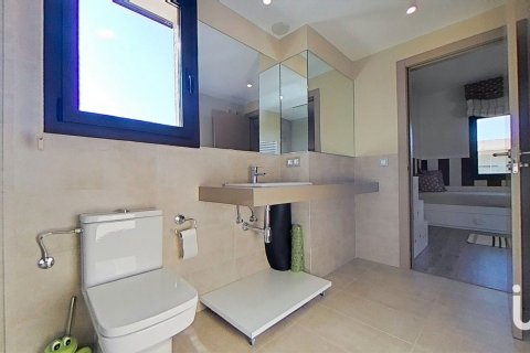 4 bedrooms house for sale in Cambrils, Tarragona, Catalonia, Spain № 5065 - photo 18