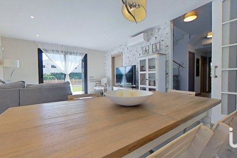 4 bedrooms house for sale in Cambrils, Tarragona, Catalonia, Spain № 5065 - photo 9