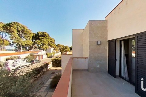 4 bedrooms house for sale in Cambrils, Tarragona, Catalonia, Spain № 5065 - photo 19