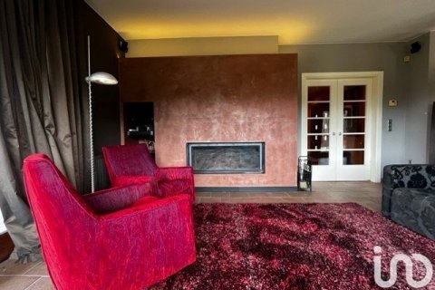 4 bedrooms house for sale in Bescano, Girona, Catalonia, Spain № 5070 - photo 5