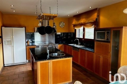 4 bedrooms house for sale in Bescano, Girona, Catalonia, Spain № 5070 - photo 6
