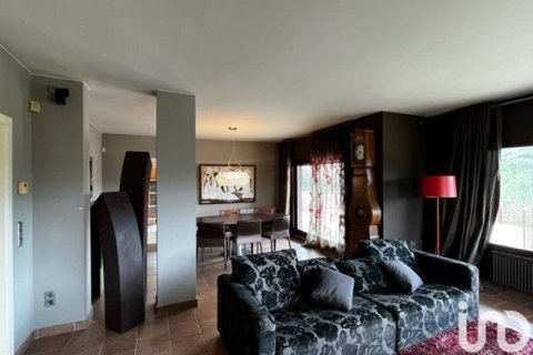 Дом с 4 спальнями в Бескано, Герона, Каталония, Испания № 5070