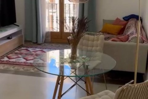 Купить квартиру в Барселона, Испания с 3 комнаты, 65м², № 6221 - фото 10