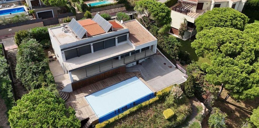 6 bedrooms house for sale in Sant Feliu de Guixols, Girona, Catalonia, Spain № 6219