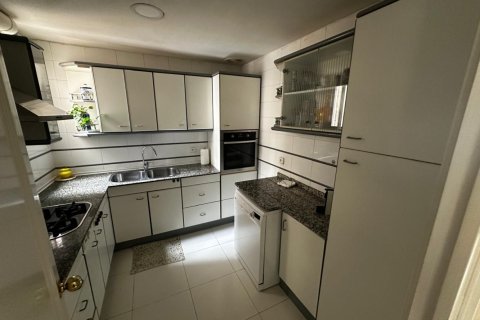 Купить квартиру в Сантс-Монтжуик, Барселона, Испания с 4 спальни, 120м², № 2182 - фото 18