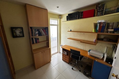 Купить квартиру в Сантс-Монтжуик, Барселона, Испания с 4 спальни, 120м², № 2181 - фото 22