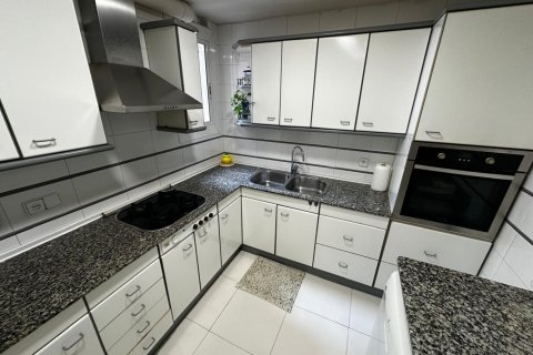 Купить квартиру в Сантс-Монтжуик, Барселона, Испания с 4 спальни, 120м², № 2181 - фото 13