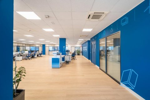 Офис студия в Сантс-Монтжуике, Барселона, Каталония, Испания № 2180