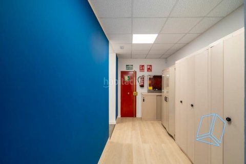 Купить офис в Сантс-Монтжуик, Барселона, Испания студия, 806м², № 2183 - фото 21