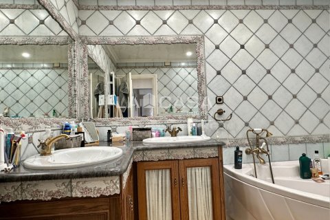 Купить квартиру в Санта-Колома-де-Граменет, Испания с 4 спальни, 112м², № 2179 - фото 19