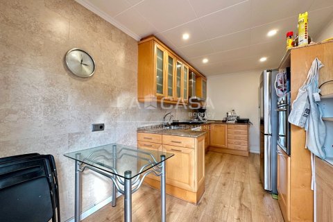 Купить квартиру в Санта-Колома-де-Граменет, Испания с 4 спальни, 112м², № 2179 - фото 13