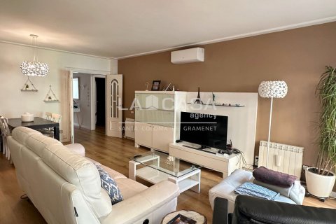 Купить квартиру в Санта-Колома-де-Граменет, Испания с 4 спальни, 112м², № 2179 - фото 2
