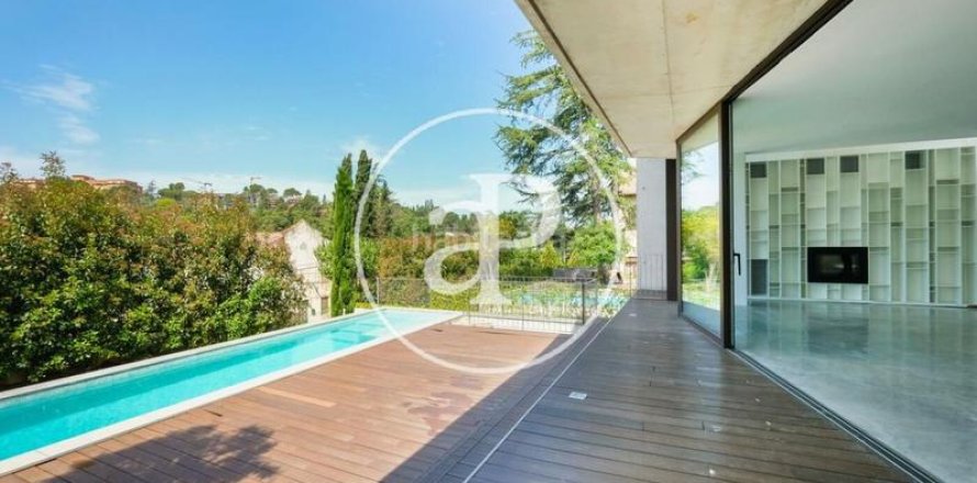 Дом с 5 спальнями в Сан-Кугат-дель-Вальесе, Барселона, Каталония, Испания № 2449