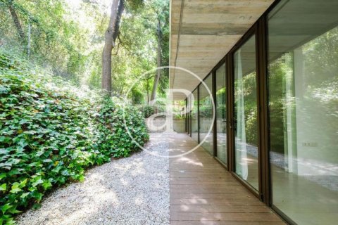 Купить дом в Сан-Кугат-дель-Вальес, Испания с 5 спален, 800м², № 2449 - фото 3