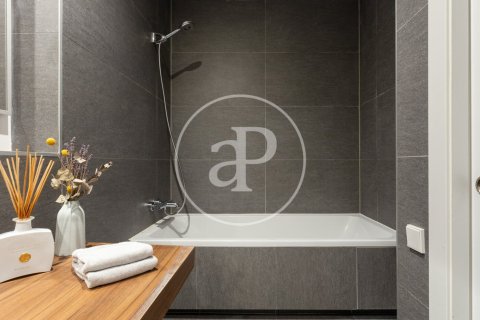 Купить квартиру в Эшампле, Испания с 3 спальни, 150м², № 2445 - фото 17