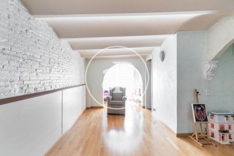 Купить квартиру в Эшампле, Испания с 5 спален, 246м², № 2443 - фото 21