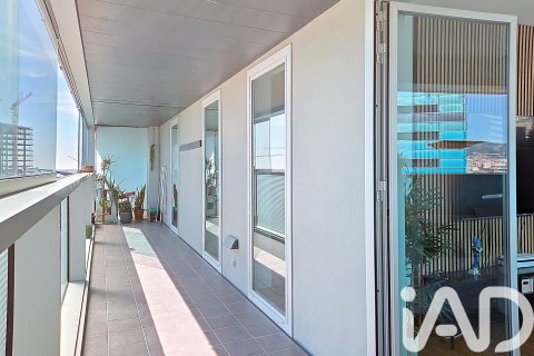 3 bedrooms apartment for sale in L'Hospitalet de Llobregat, Barcelona, Catalonia, Spain № 7488 - photo 3
