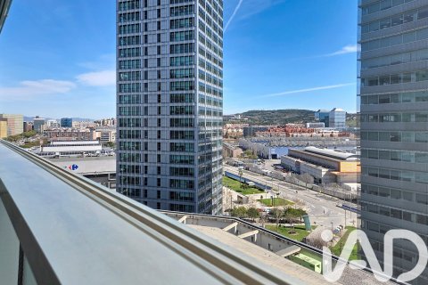 3 bedrooms apartment for sale in L'Hospitalet de Llobregat, Barcelona, Catalonia, Spain № 7488