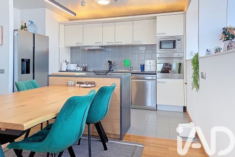 3 bedrooms apartment for sale in L'Hospitalet de Llobregat, Barcelona, Catalonia, Spain № 7488 - photo 17
