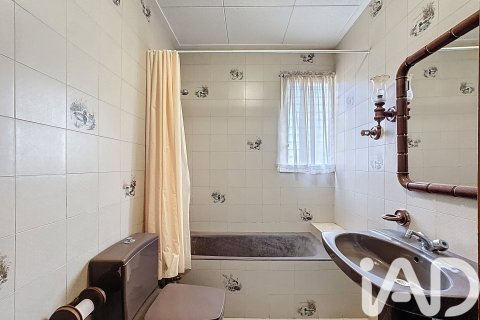 7 bedrooms townhouse for sale in El Masnou, Barcelona, Catalonia, Spain № 7484 - photo 14