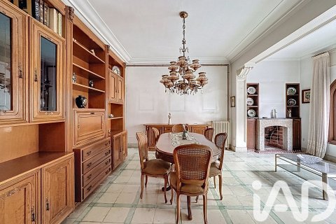 7 bedrooms townhouse for sale in El Masnou, Barcelona, Catalonia, Spain № 7484 - photo 24