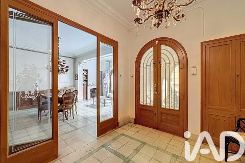 7 bedrooms townhouse for sale in El Masnou, Barcelona, Catalonia, Spain № 7484 - photo 25