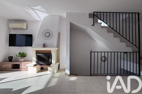 3 bedrooms townhouse for sale in Castello d'Empuries, Girona, Catalonia, Spain № 7485 - photo 5