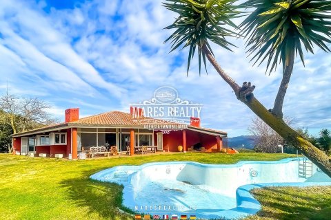 Купить виллу в Матаро, Испания с 4 спальни, 403м², № 1043 - фото 2