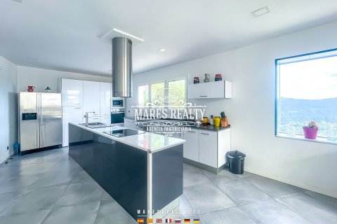 Купить виллу в Матаро, Испания с 4 спальни, 403м², № 1043 - фото 14