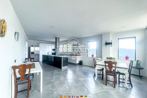 Купить виллу в Матаро, Испания с 4 спальни, 403м², № 1043 - фото 13