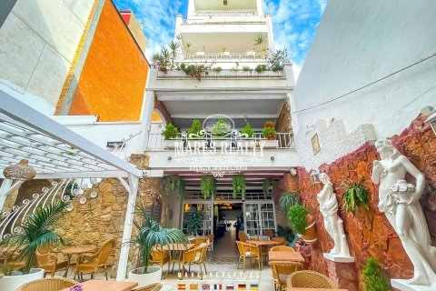 Коммерческая недвижимость 949м² в Калелье, Барселона, Каталония, Испания № 1039