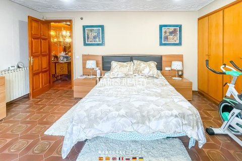 Купить коммерческую недвижимость в Калелья, Испания 949м², № 1039 - фото 20