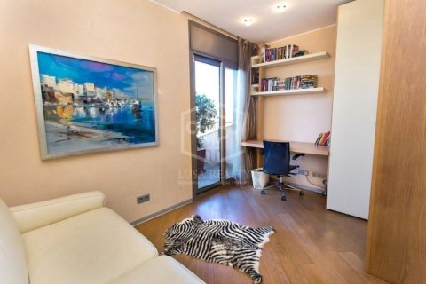 Купить квартиру в Гава, Испания с 3 спальни, 135м², № 1117 - фото 22