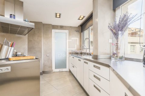 5 chambres penthouse à vendre à Barcelona, Catalonia, Spain № 3721 - photo 12