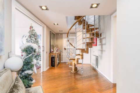 5 chambres penthouse à vendre à Barcelona, Catalonia, Spain № 3721 - photo 27