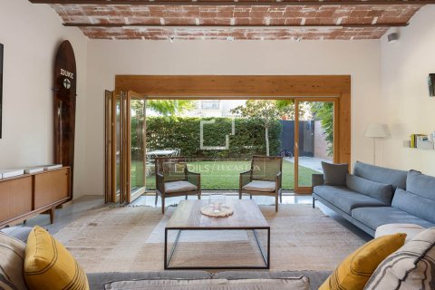 4 chambres villa à vendre à Barcelona, Catalonia, Spain № 3724 - photo 2