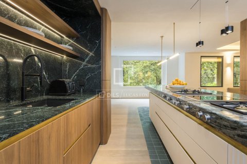 5 chambres apartment à vendre à Barcelona, Catalonia, Spain № 3719 - photo 17