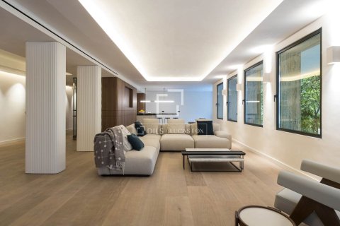 5 chambres apartment à vendre à Barcelona, Catalonia, Spain № 3719 - photo 4