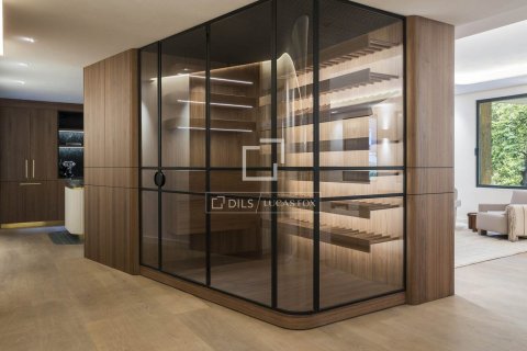 5 chambres apartment à vendre à Barcelona, Catalonia, Spain № 3719 - photo 2